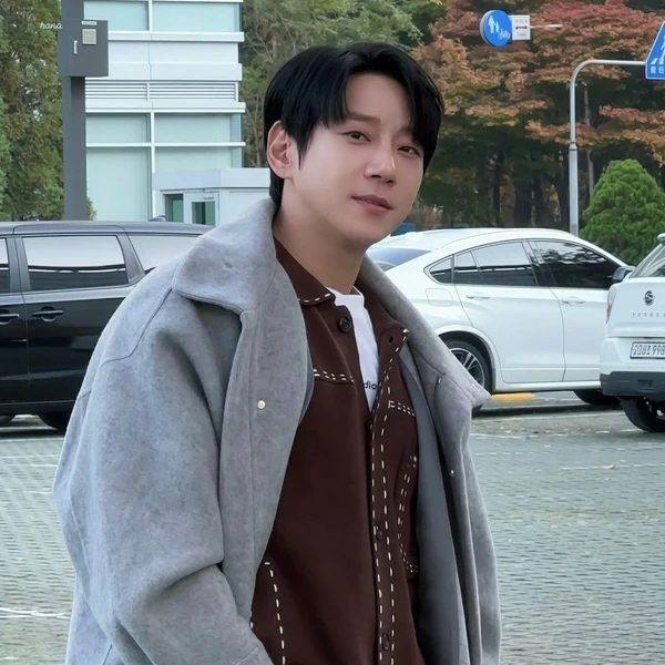 Top Photo Full of Hwang Chiyeol Love