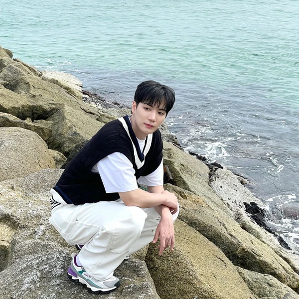 Today's Most Loved Kim Jonghyeon