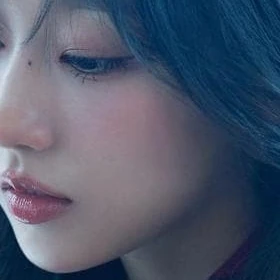 Top Photo Full of Jeong Yein (Lovelyz) Love