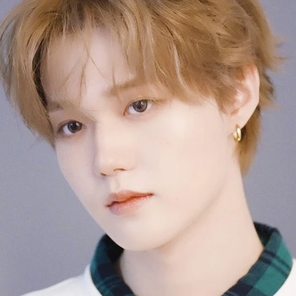 Today's Most Loved Doyoung (TREASURE)