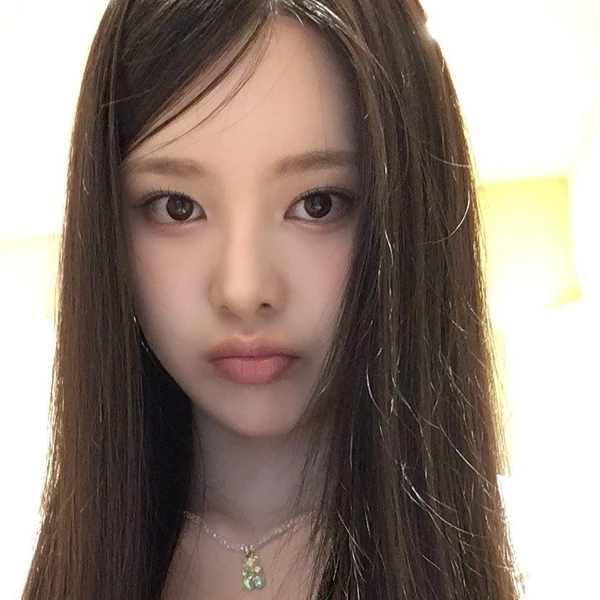 Today's Most Loved Bang Jeemin (izna)