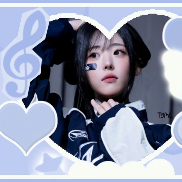 Today's Most Loved Hina (QWER)