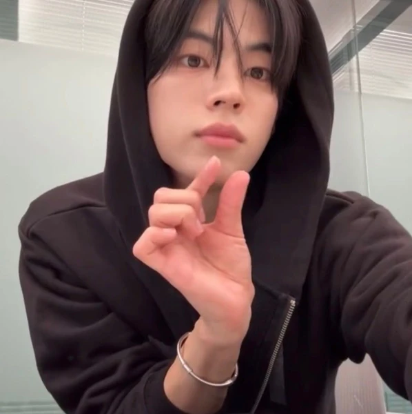 Today's Most Loved Dohoon (TWS)