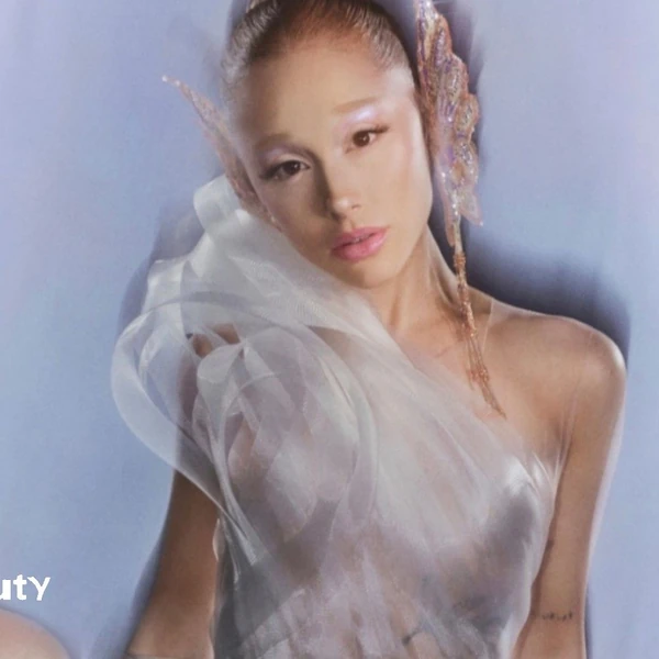 Top Photo Full of Ariana Grande Love