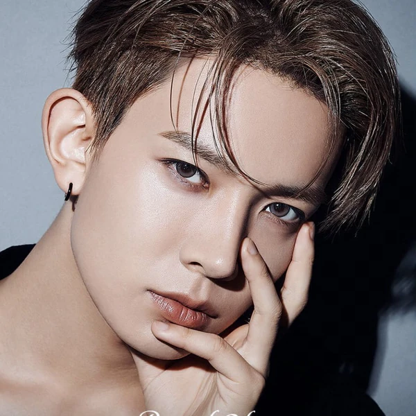 Foto Populer Penuh Cinta untuk Heeseung (ENHYPEN)