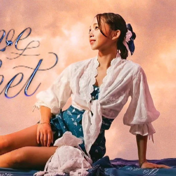 Top Photo Full of Dita Love