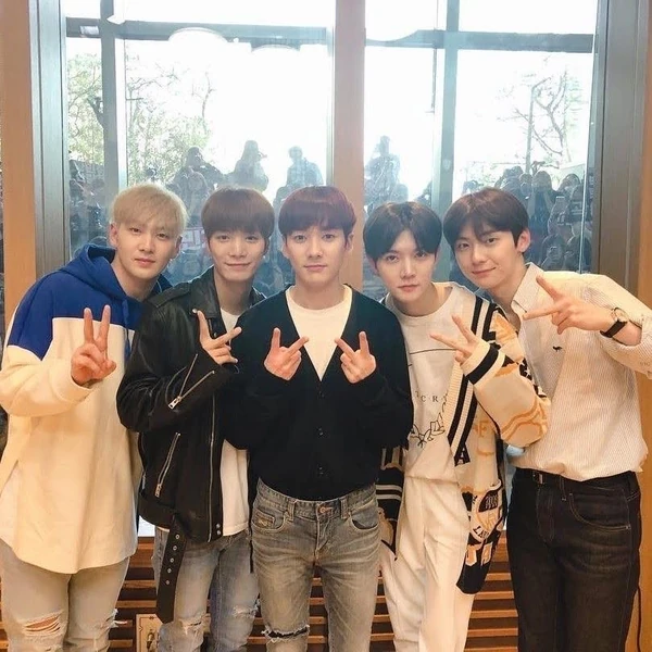 Fans' Pick: Best Moment of NU'EST