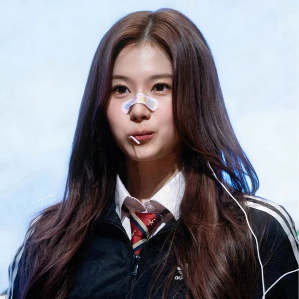 サナ (TWICE)への愛が詰まった人気写真