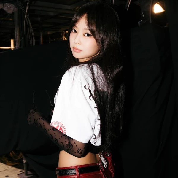 오늘 가장 사랑받은 제니 (BLACKPINK)의 모습