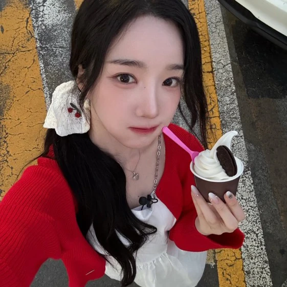 Fans' Pick: Best Moment of Kim Yooyeon (tripleS)