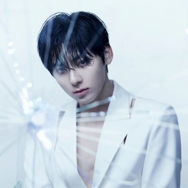 Top Photo Full of Hwang Minhyun Love