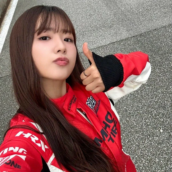 오늘 가장 사랑받은 윤보미 (에이핑크)의 모습