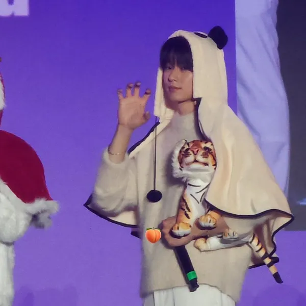 今日最も愛されたジュヨン (THE BOYZ)の姿