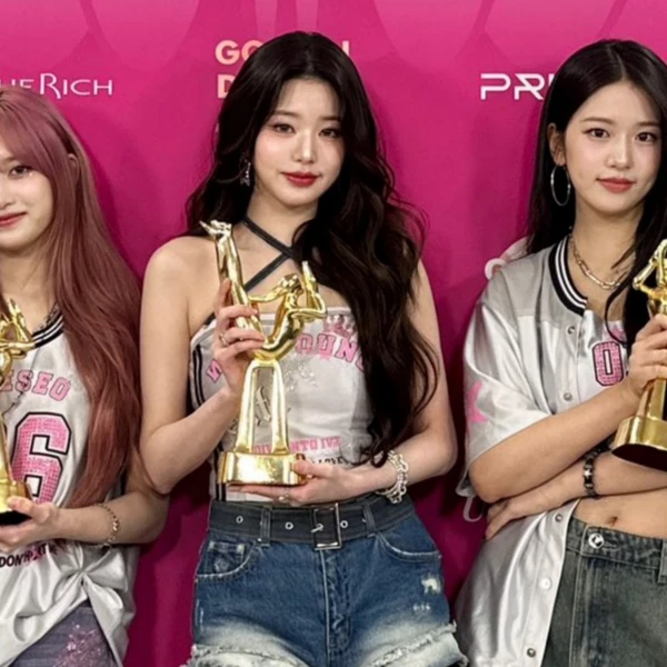 充满粉丝爱意的IVE人气照片