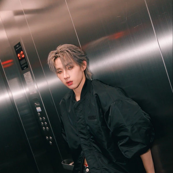 Top Photo Full of Hong (LYKN) Love