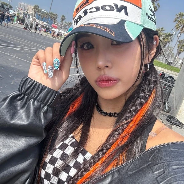 Top Photo Full of E.Sha (X:IN) Love