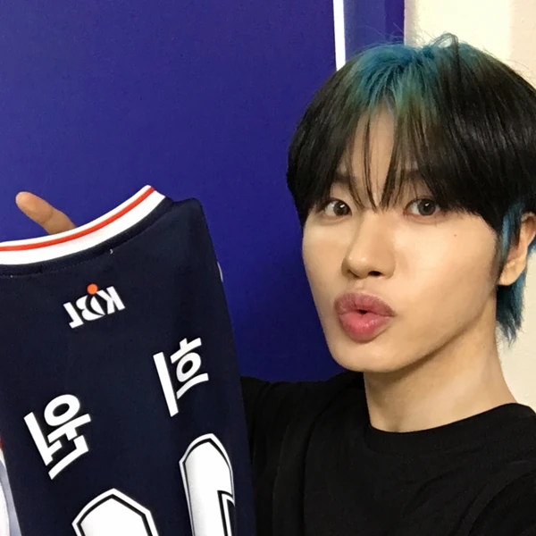 Foto Populer Penuh Cinta untuk Huiwon (n.SSign)