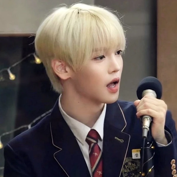 Top Photo Full of Jang Haneum Love