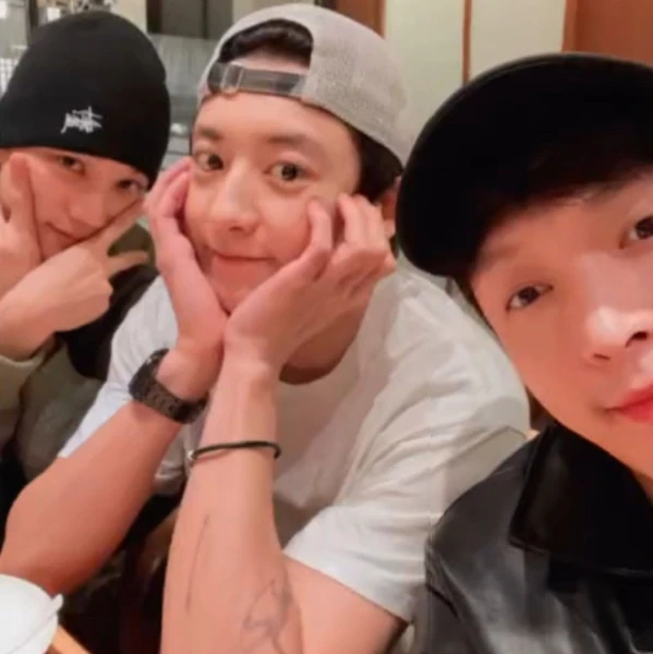 찬열 (EXO) 팬심 가득한 인기 사진