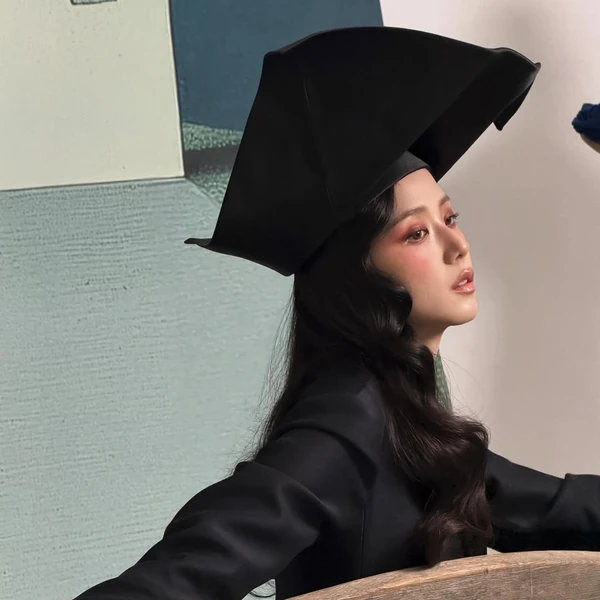 오늘 가장 사랑받은 지수 (BLACKPINK)의 모습