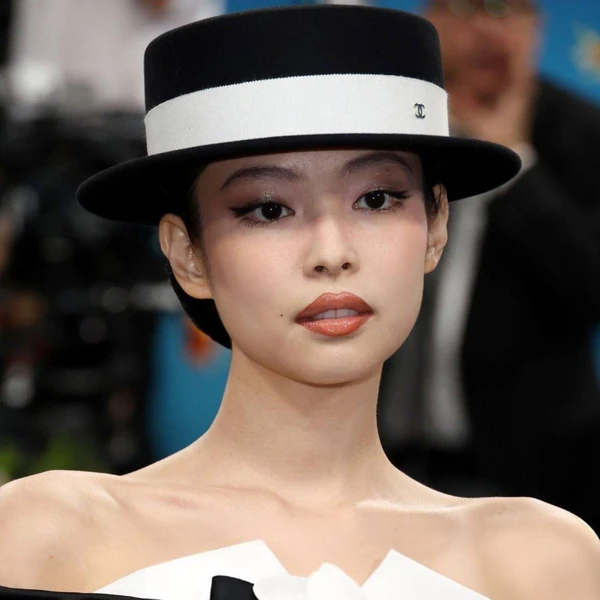 제니 (BLACKPINK) 팬심 가득한 인기 사진