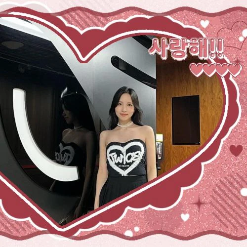 Foto Populer Penuh Cinta untuk Mina (TWICE)