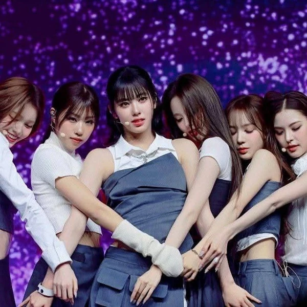 Today's Most Loved izna