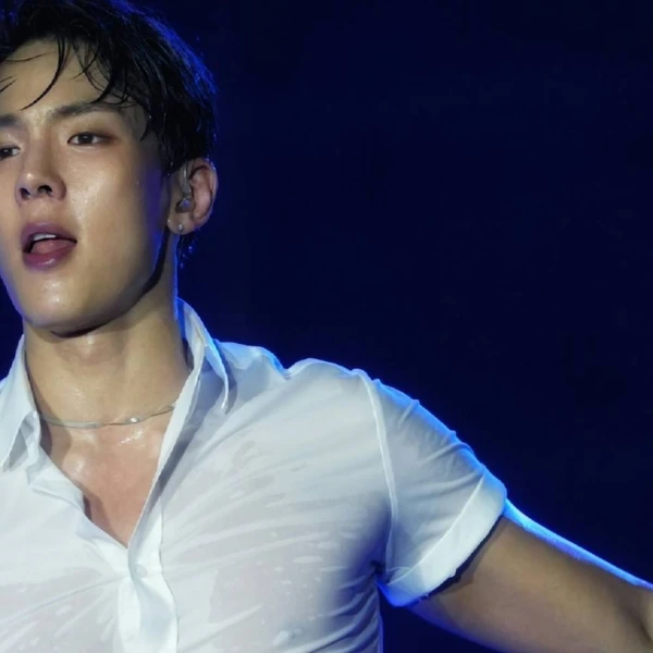 Brilliant moment of Shownu (MONSTA X) created by fandom