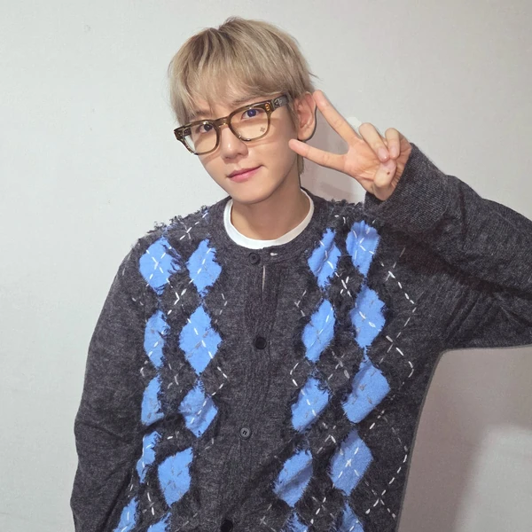 今日最受喜愛的伯賢 (EXO)