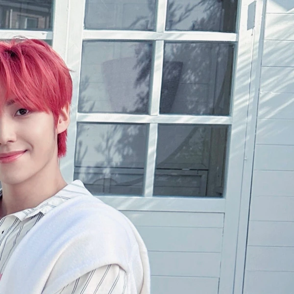 充满粉丝爱意的李垠尚 (YOUNITE)人气照片