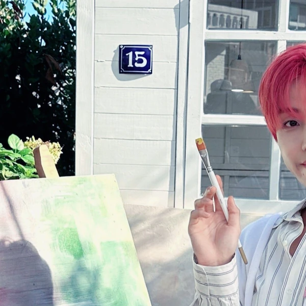 充满粉丝爱意的李垠尚 (YOUNITE)人气照片