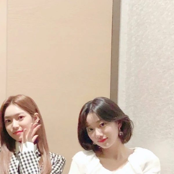 Top Photo Full of April Love