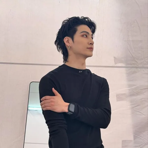 Penampilan JAY B (GOT7) yang Paling Dicintai Hari Ini