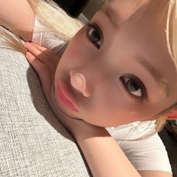 젤리 당카 (유니스) 팬심 가득한 인기 사진