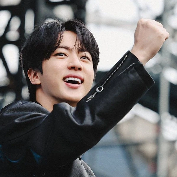 팬들이 뽑은 진 (방탄소년단) 최고의 순간