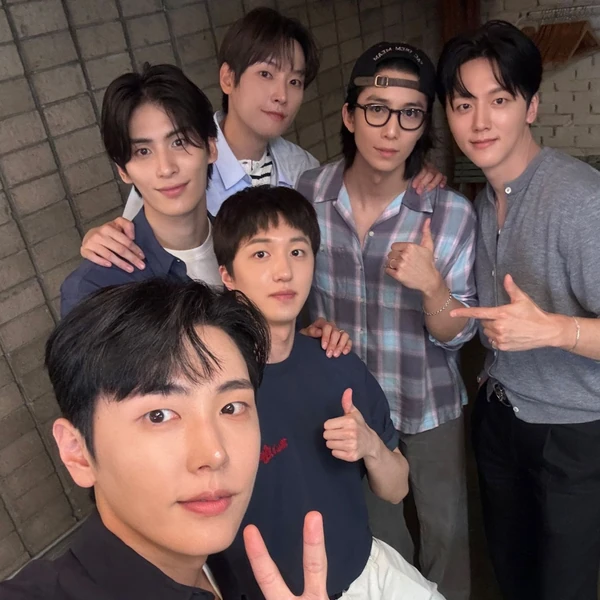 Today's Most Loved SF9