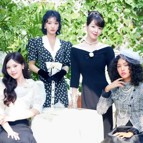 Top Photo Full of OH MY GIRL Love