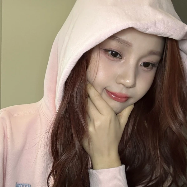 Today's Most Loved VIVIZ