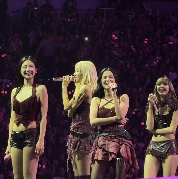 BLACKPINKへの愛が詰まった人気写真