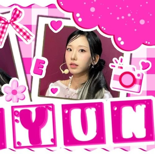 Top Photo Full of Nayun (MOMOLAND) Love