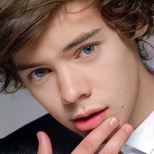 Fans' Pick: Best Moment of Harry Styles