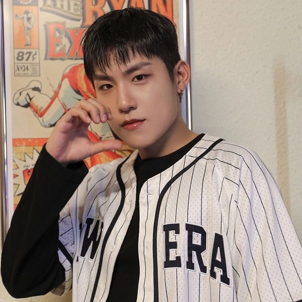 Today's Most Loved Park Woojin (AB6IX)