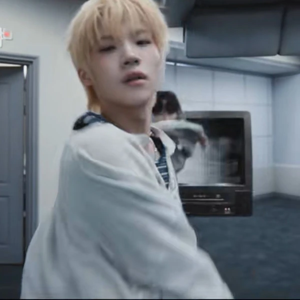 CLOSE YOUR EYES 8/31 けんしん CLOSE YOUR EYES 櫻田健真 ファンダムコミュニティ │ KPOP人気No.1