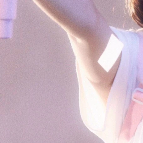 오늘 가장 사랑받은 레이 (IVE)의 모습