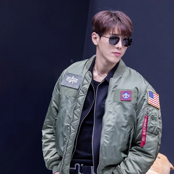 최애 팬덤이 만들어낸 셔누 (몬스타엑스)의 1등 배너 게시글