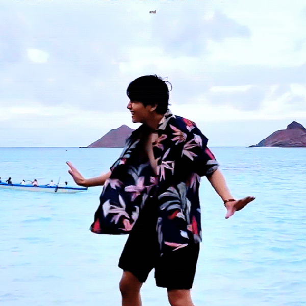 Fans' Pick: Best Moment of V (BTS)