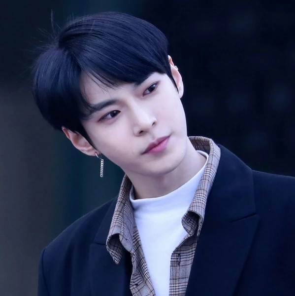 Foto Populer Penuh Cinta untuk NCT