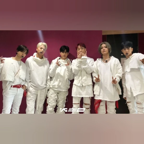 Penampilan iKON yang Paling Dicintai Hari Ini