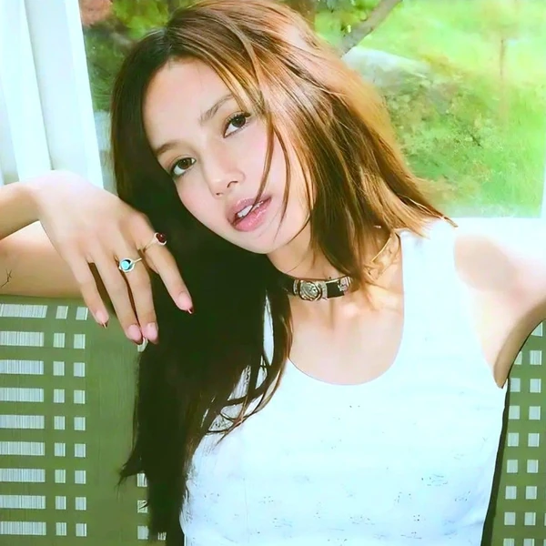 리사 (BLACKPINK) 팬심 가득한 인기 사진