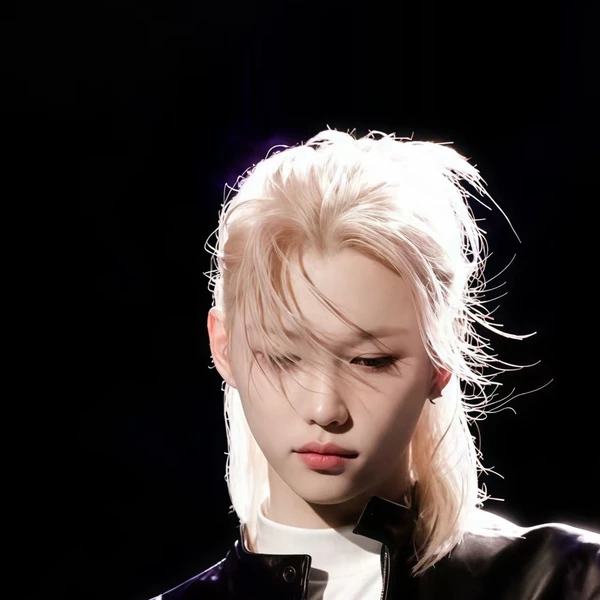 Foto Populer Penuh Cinta untuk Felix (Stray Kids)